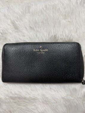 kate spade Black Pebbled Leather Zip Wallet with Gold Logo